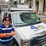Roberto_Muñoz_Castro_with_news_van